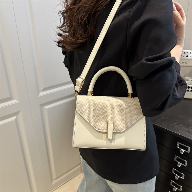 PU Bucket Handheld Bag - Image 5