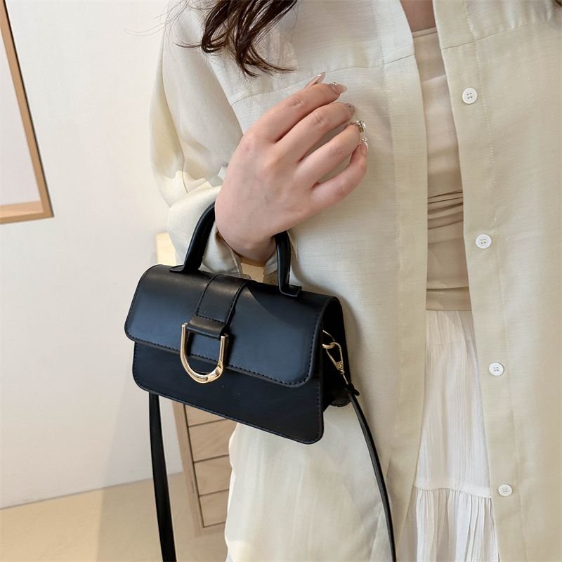 White solid handheld bag - Image 2
