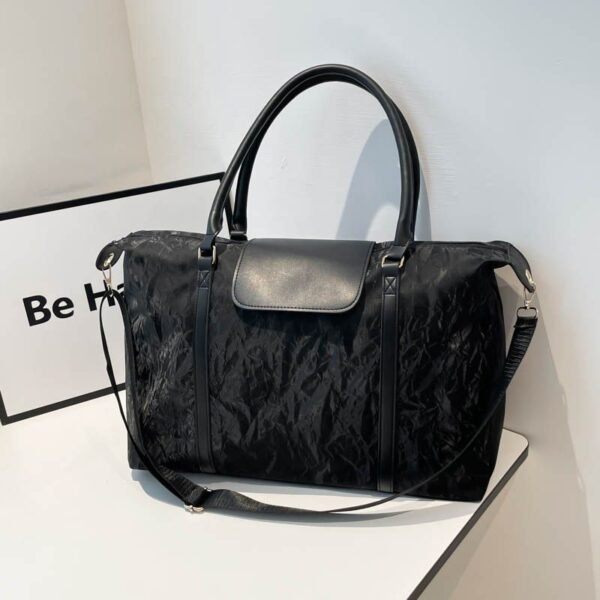Elegant Large Travel & Gym Duffle Bag