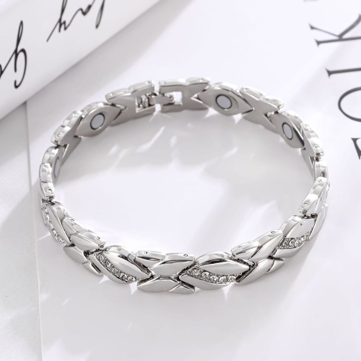 Elegant Leaf Bracelet