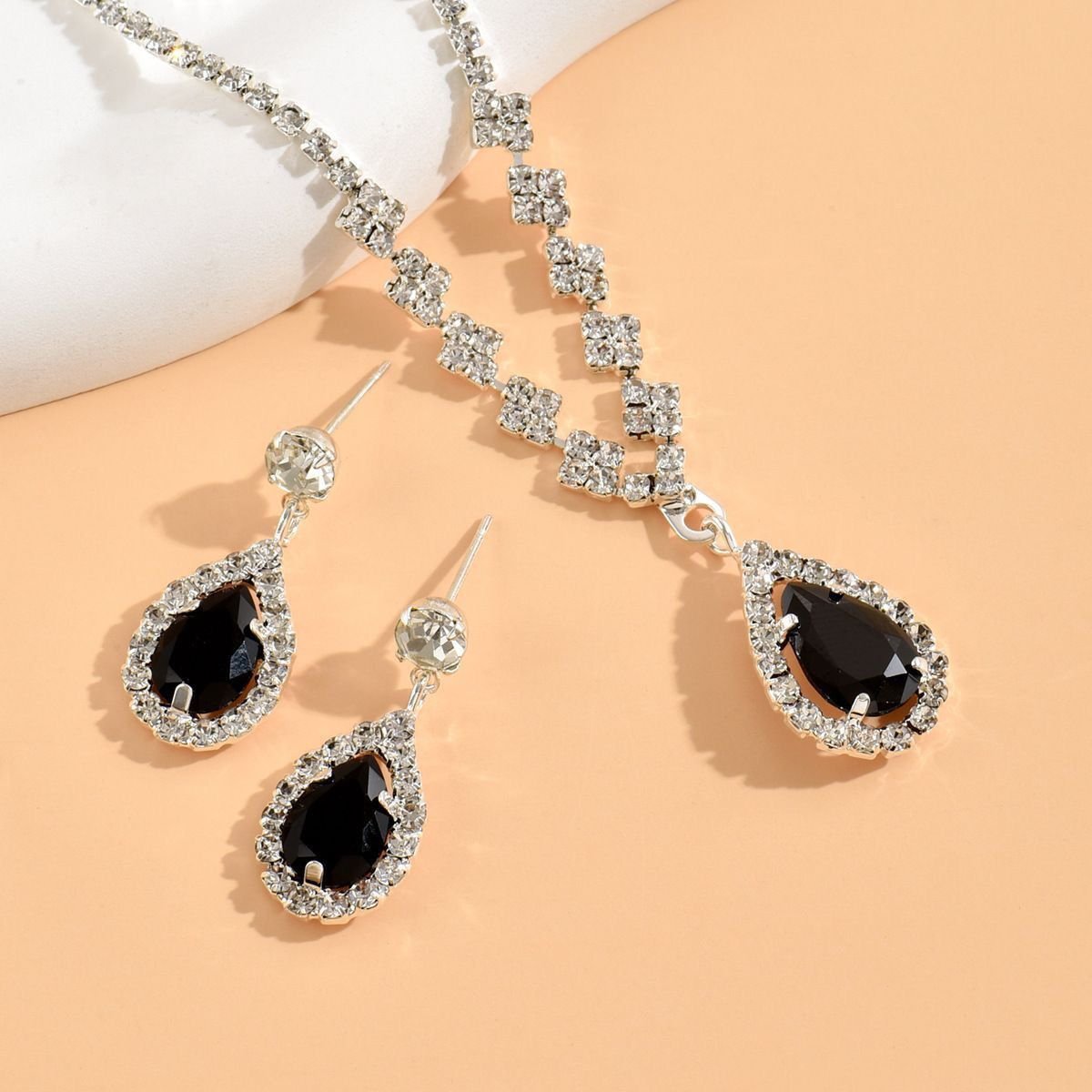 Elegant Silver-Tone Black Teardrop Rhinestone Jewelry Set – 2 Pcs - Image 2
