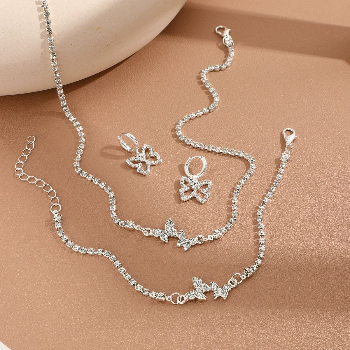 Elegant Silver-Tone Butterfly Rhinestone Jewelry Set – 3 Pcs